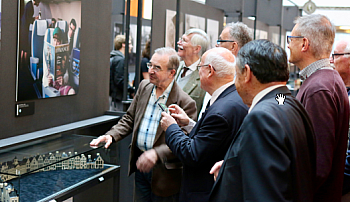 ALA naar Lets Fly Away tentoonstelling2