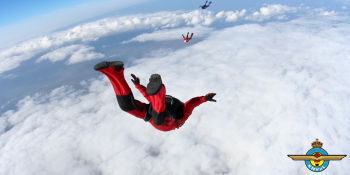 Website header skydiving museum