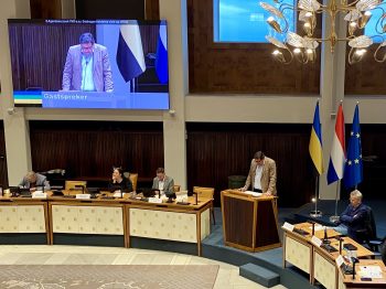 Francis spreekt tot de Statenleden