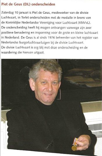 Piet de Geus met medaille, 2004