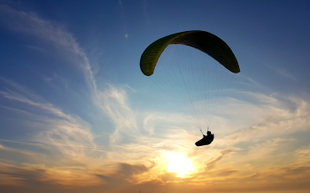 GROOT Header Paragliding 1920 x 1200 px