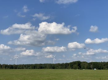 Windmolens en cumulus NJW